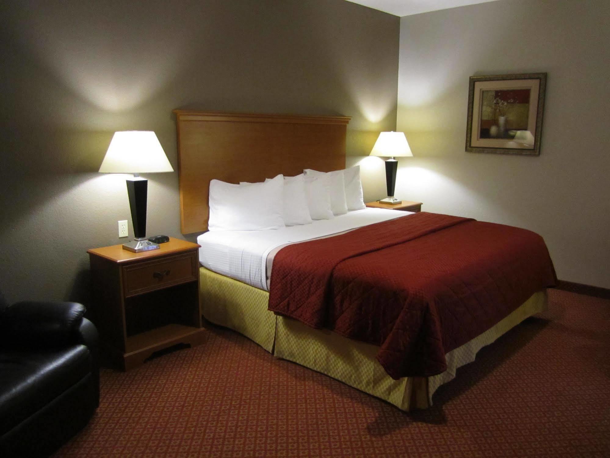 Executive Inn & Suites - Jewett Экстерьер фото