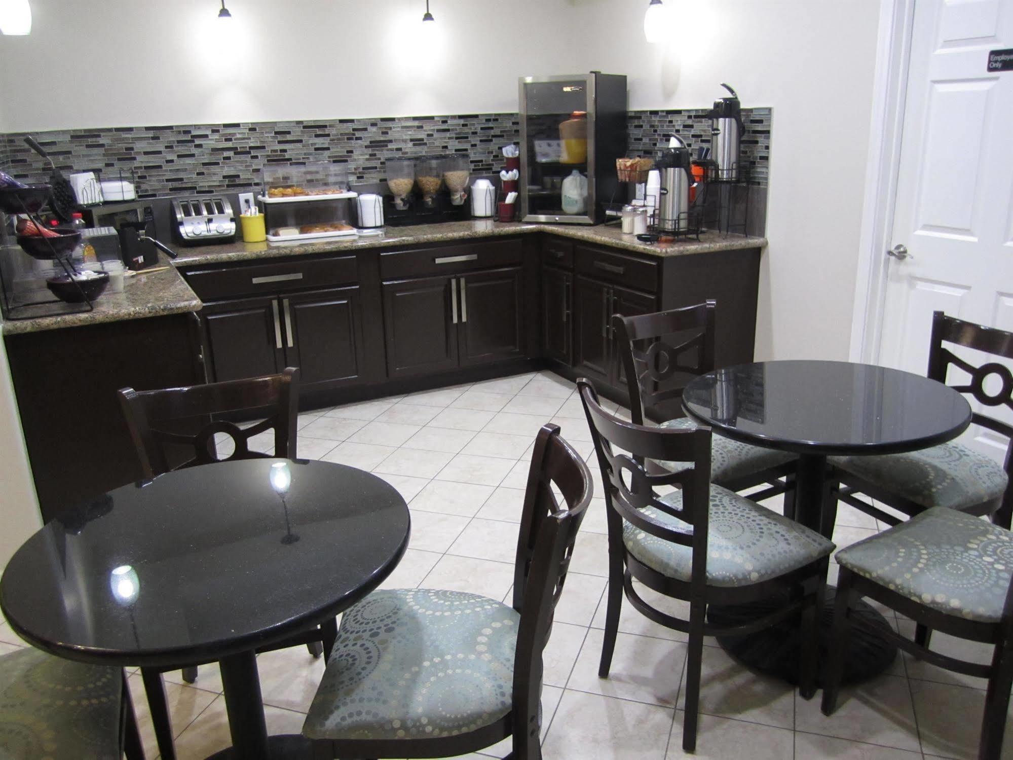 Executive Inn & Suites - Jewett Экстерьер фото